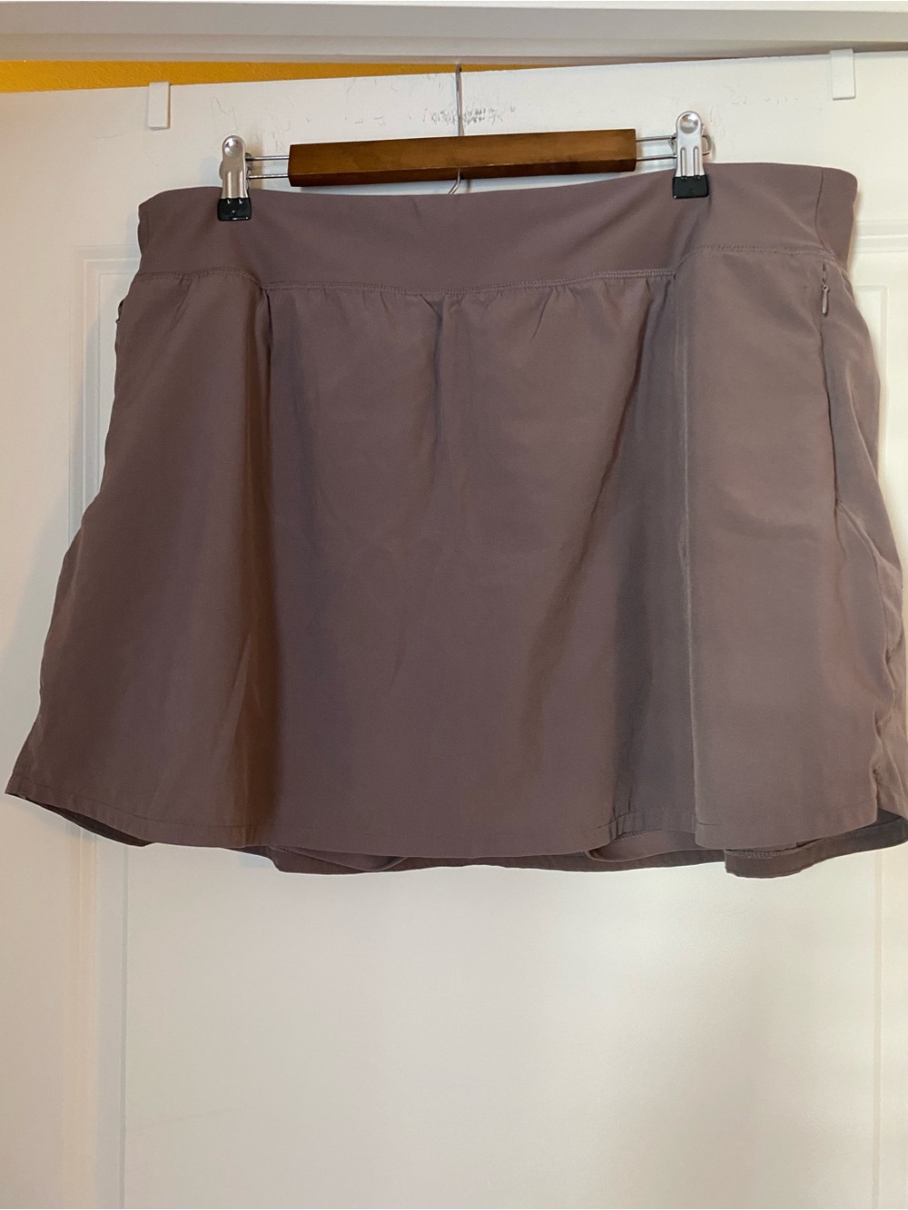 Old Navy Mauve/Brown Mini Skort